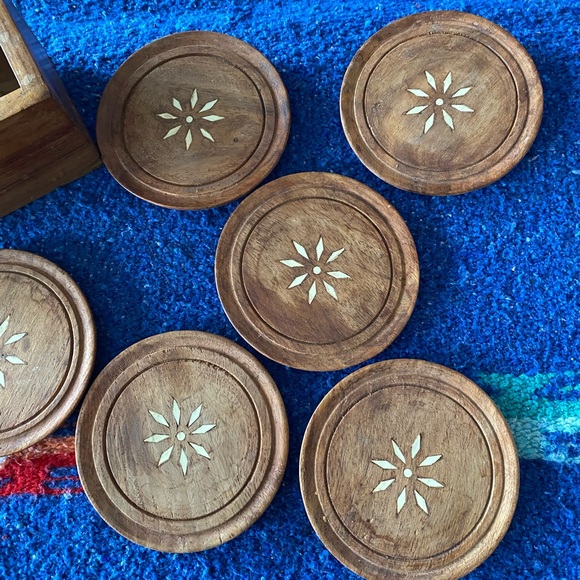 VTG Wooden Coaster Set of 6! - Picture 6 of 9